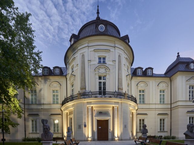 MUZEUM NIEPODLEGŁOŚCI W WARSZAWIE